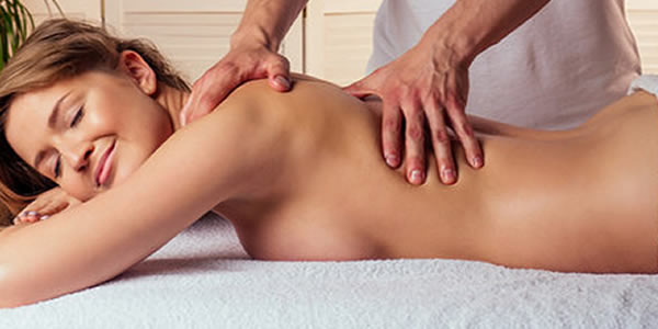 Esistono massaggi erotici per donne che non siano volgari?